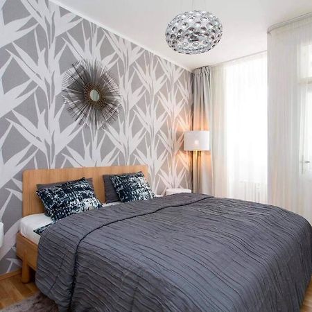 Friendly Private Room In The Sharing Flat Прага Экстерьер фото